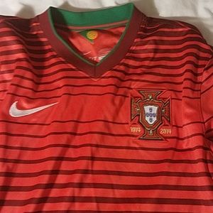 Athletic Nike Dri-FIT soccer shirt medium red